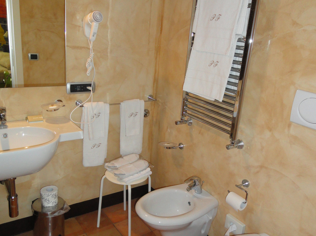 Palazzo Ferraioli主图