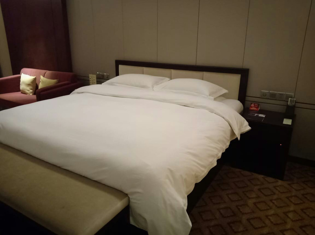 衢州东方大酒店 主图