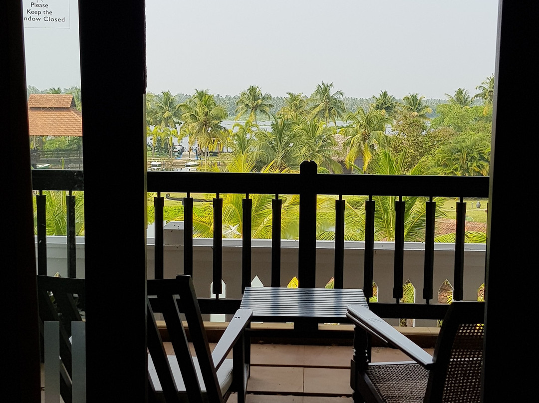 Vasundhara Sarovar Premiere主图