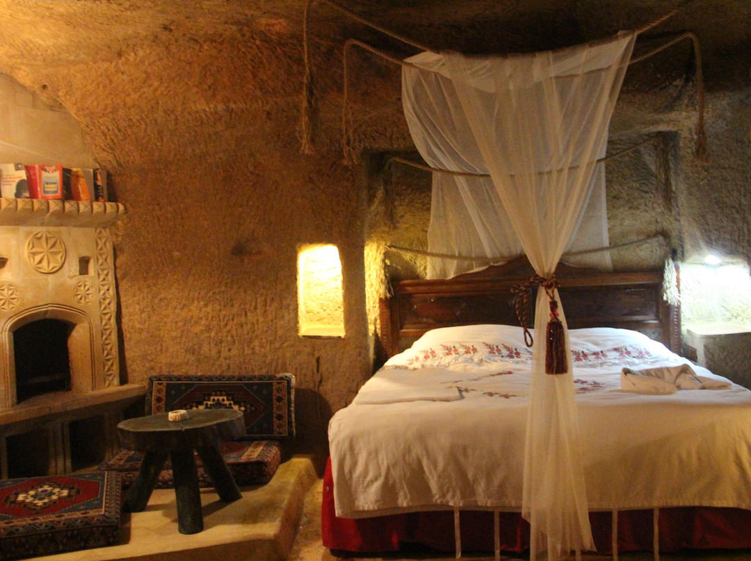 Hilem Cave House主图