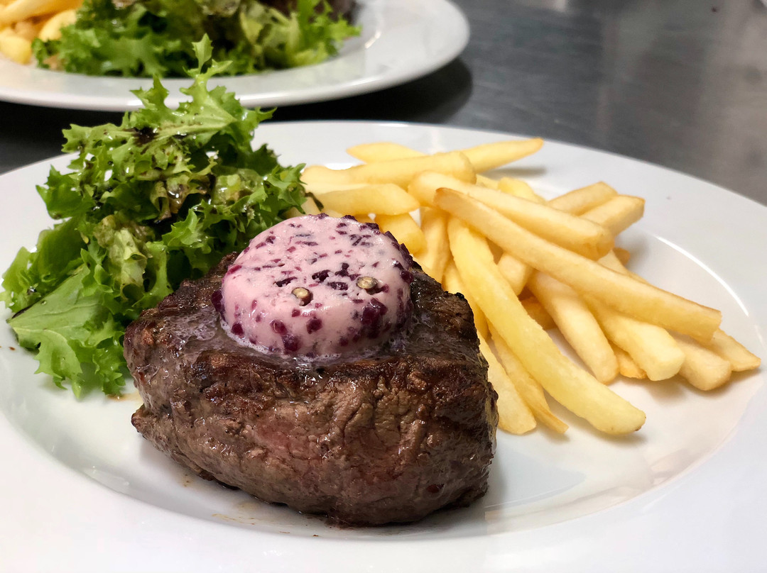 Gourmet Market Restaurant