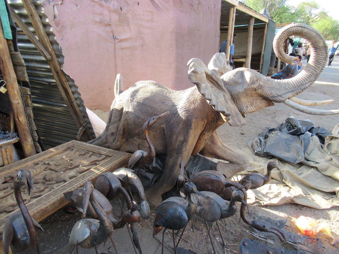 Okahandja Mbangura Woodcarvers Craft Market-Okahandja必去景点