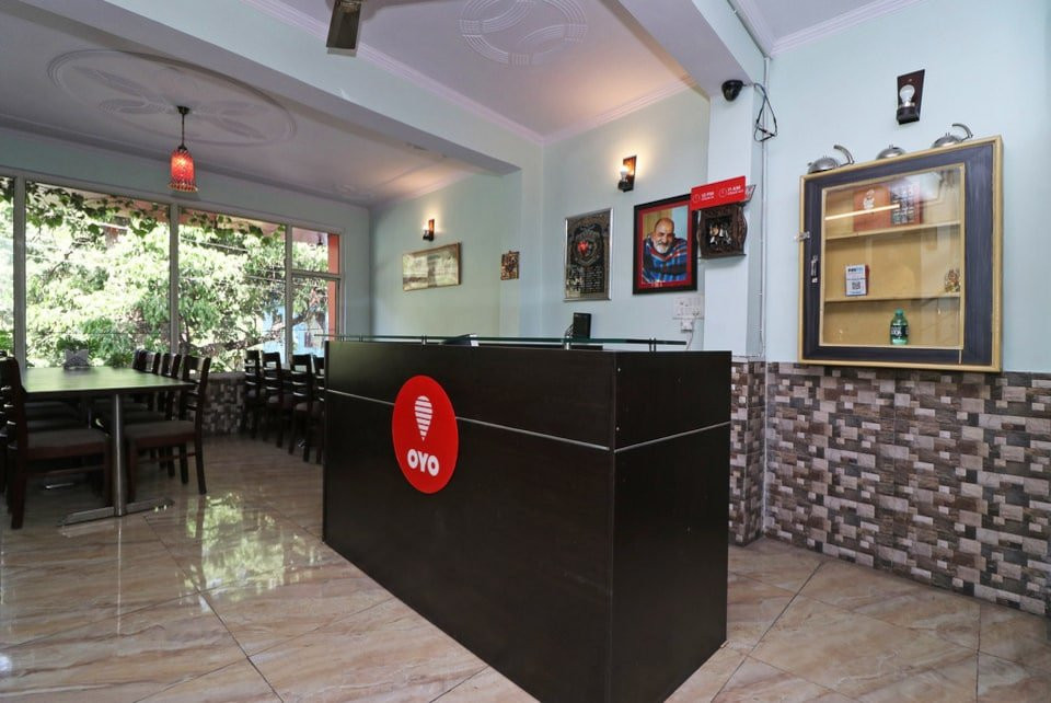 OYO 13486 Bhavya Heritage Inn