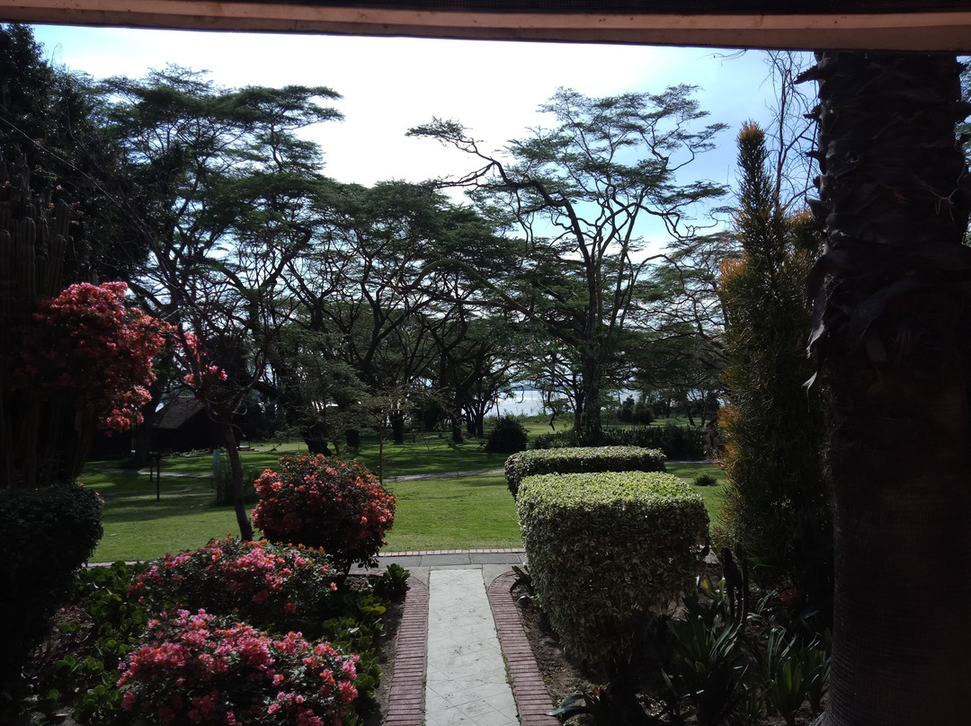 纳瓦沙湖乡村俱乐部主图