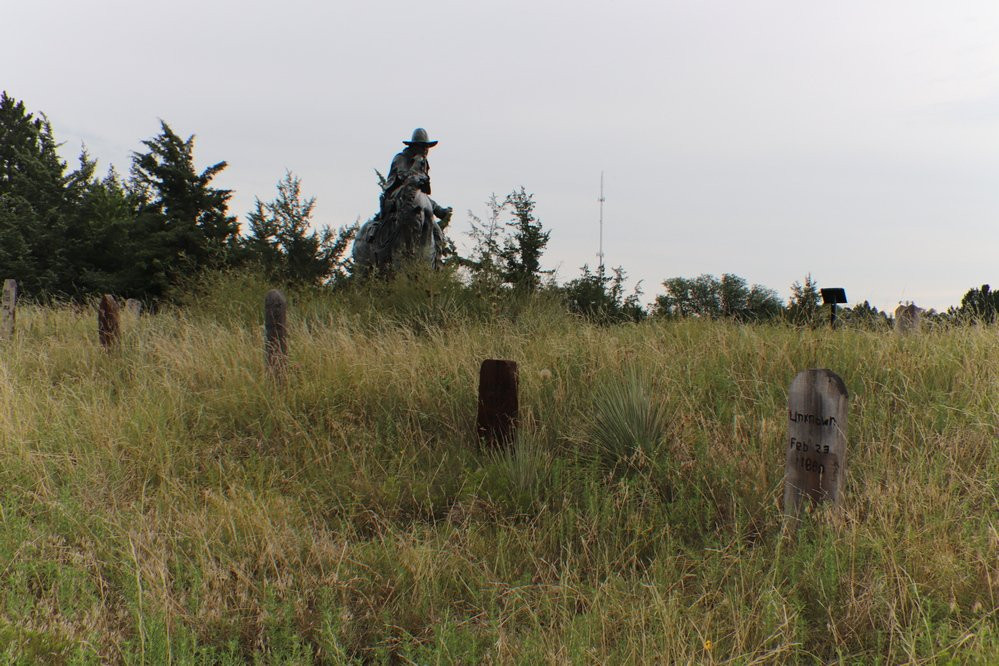 Boot Hill Cemetery景点图片