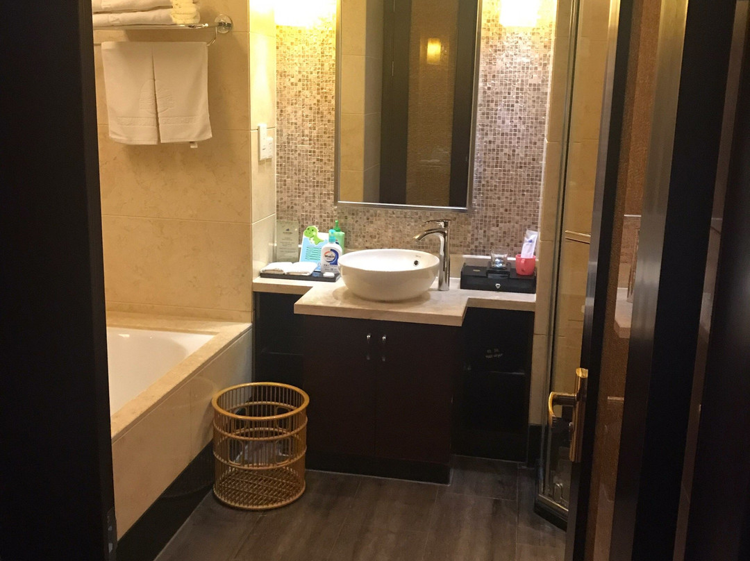 高尔夫酒店主图