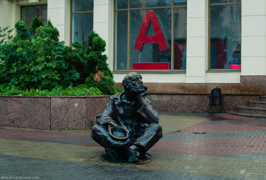 Monument of Beggar Man景点图片