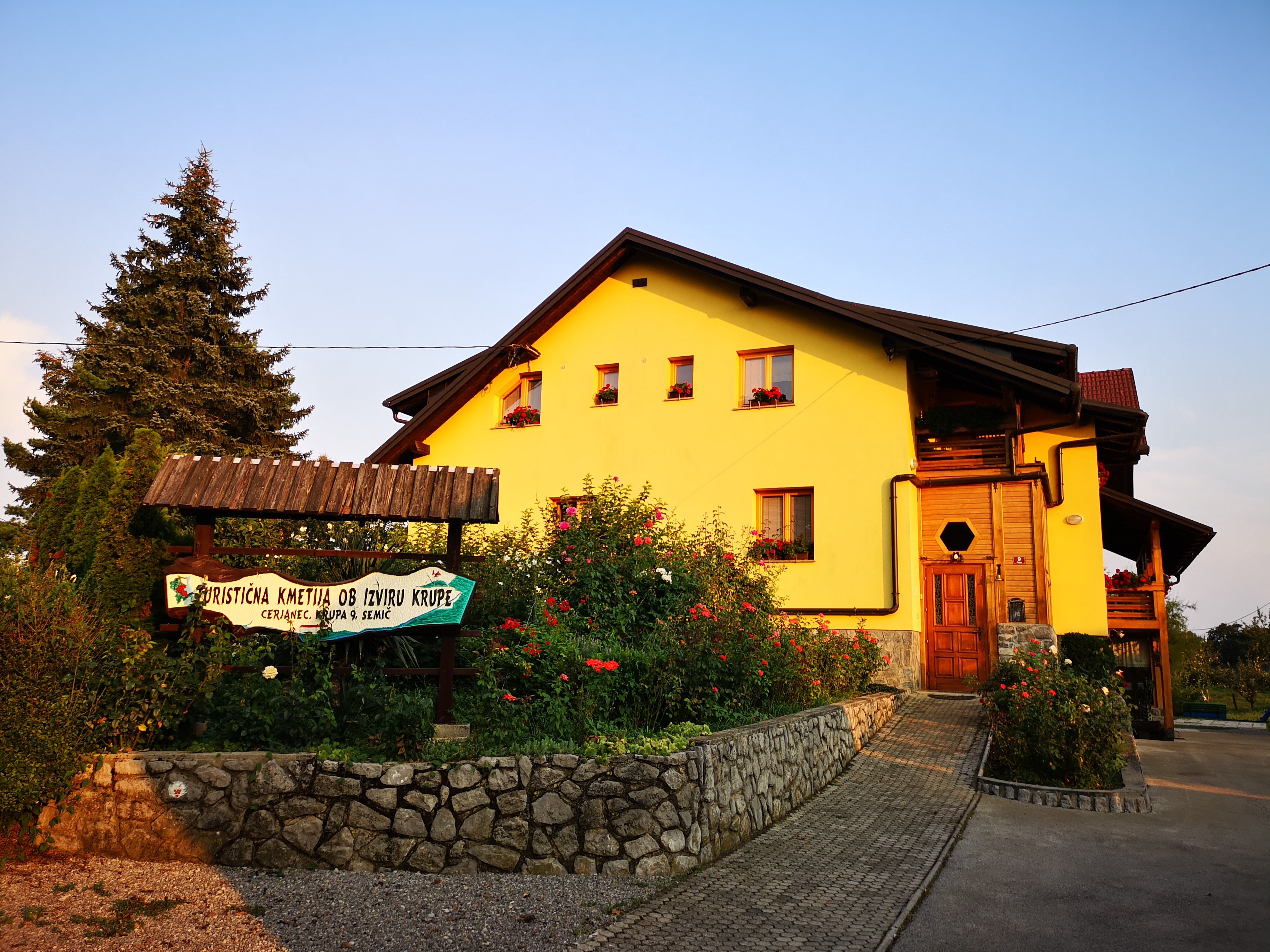 Tourist Farm Ob Izviru Krupe-官方