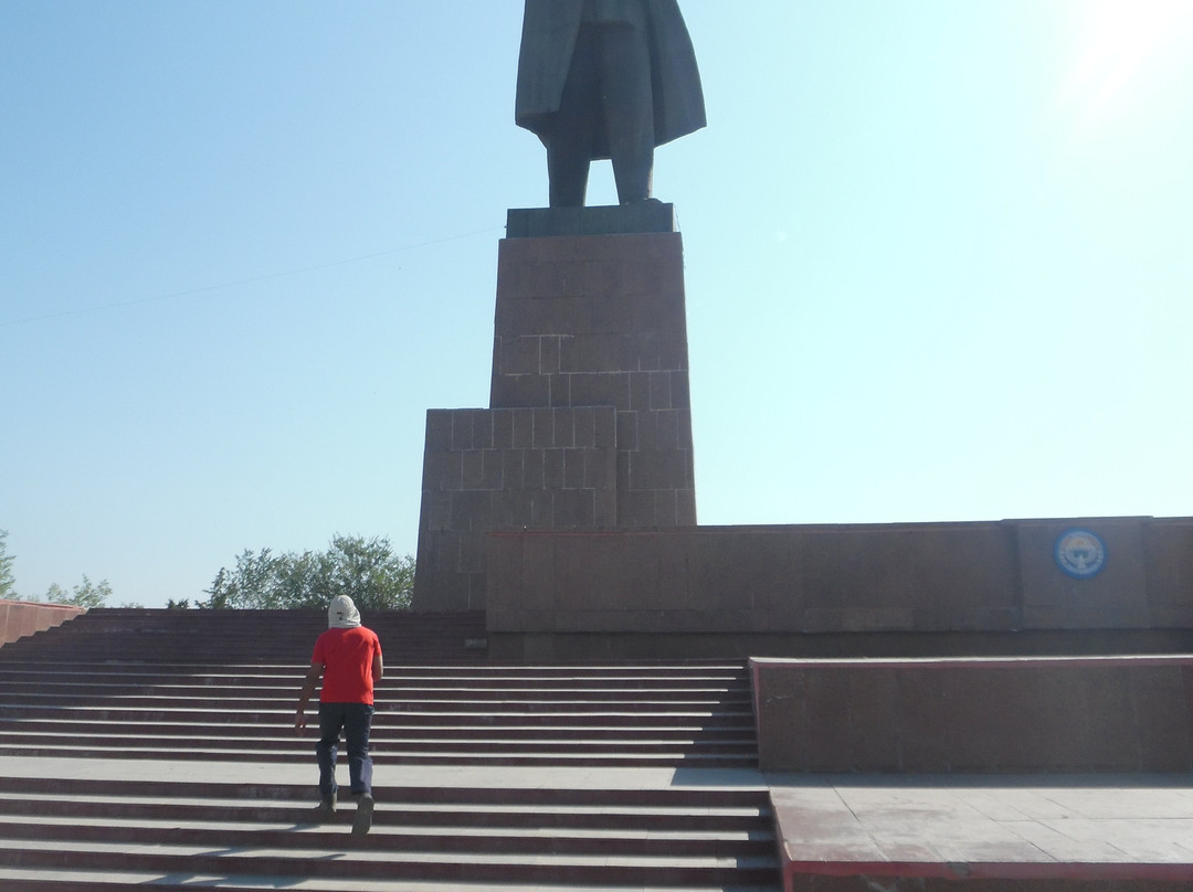 Lenin Monument-Osh必去景点