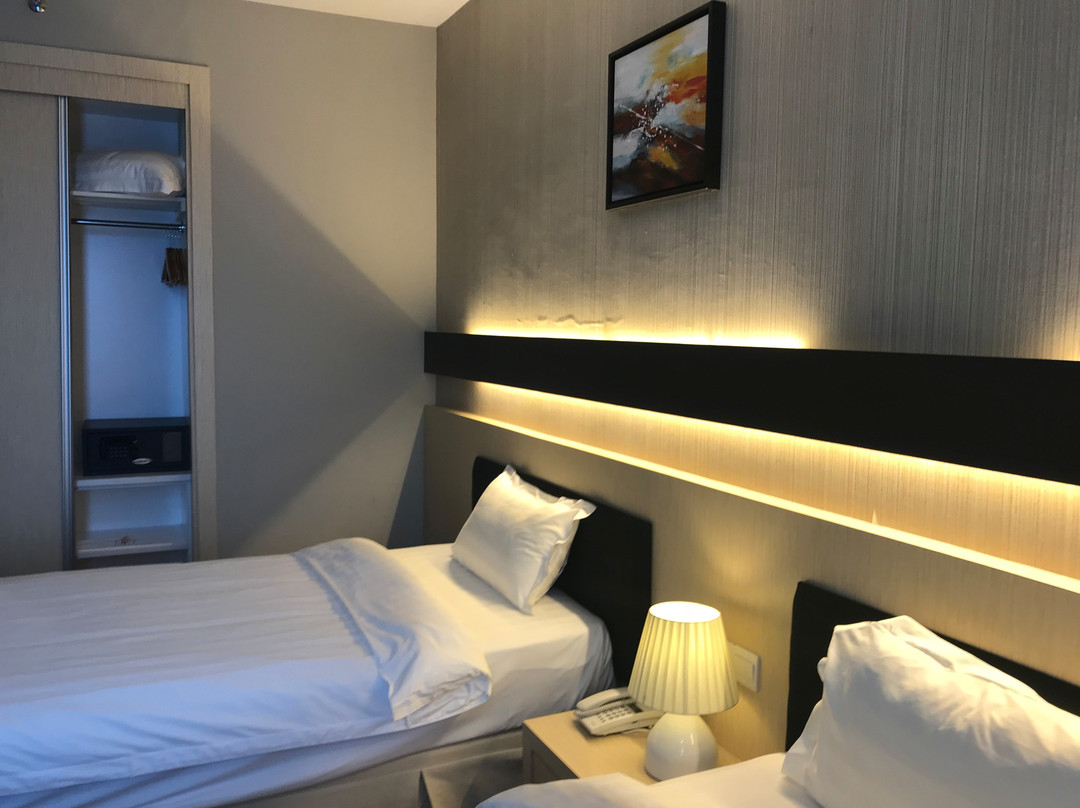 Lintas Platinum Hotel主图