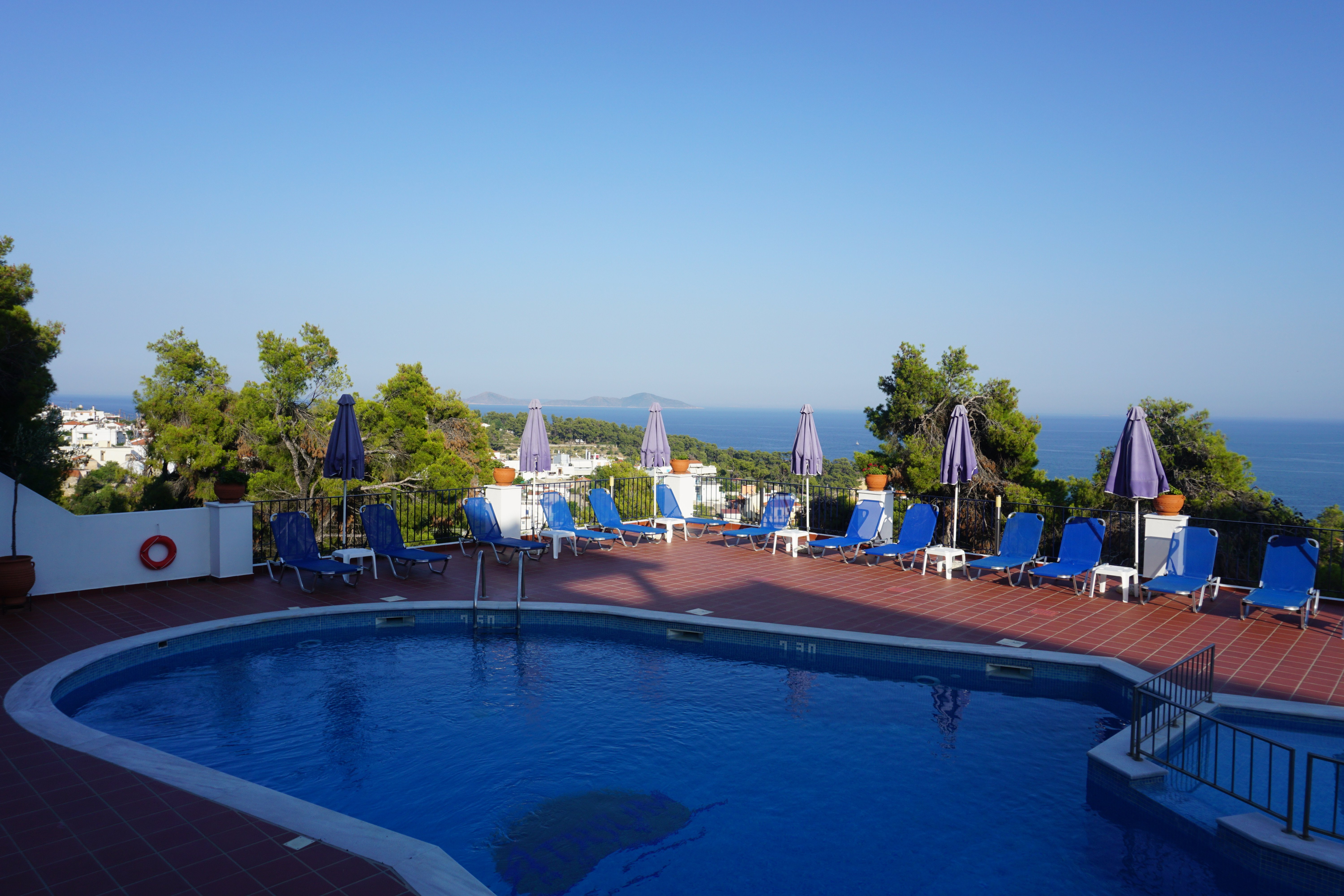 Atrium of Alonissos-泳池