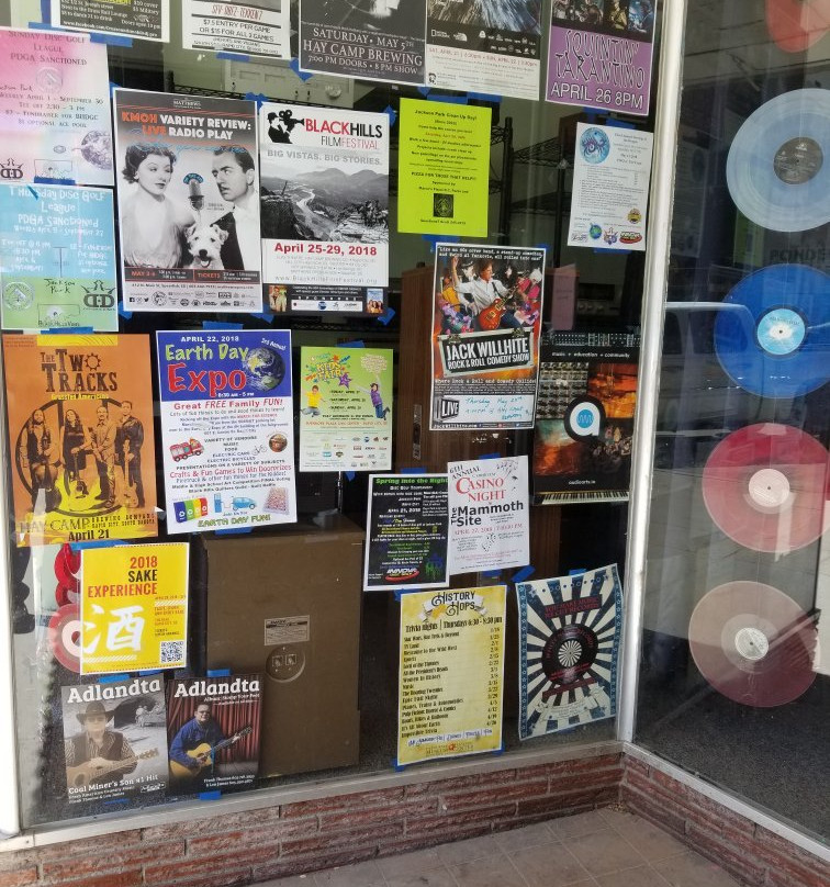 Black Hills Vinyl-拉皮德城必去景点