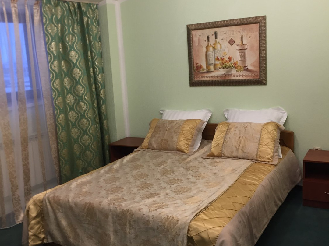 Otel' Gravitatsiya