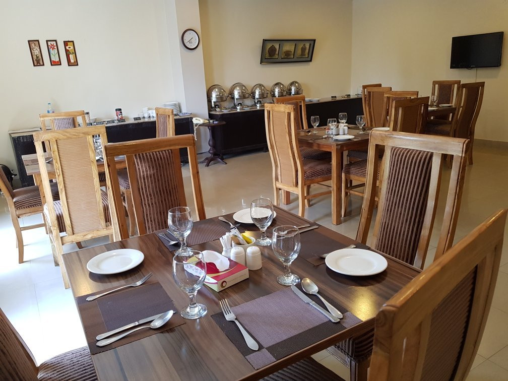 佛塔里斯木尔坦酒店主图