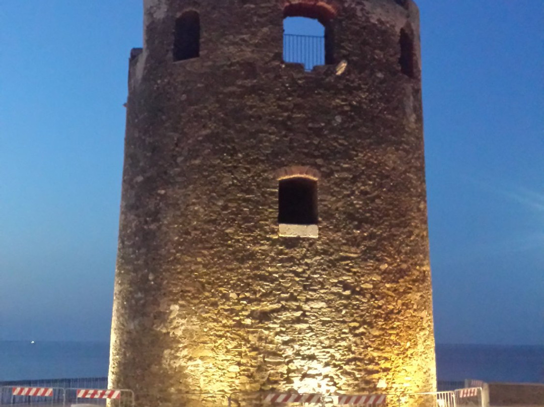 Torre aragonese di Santa Lucia