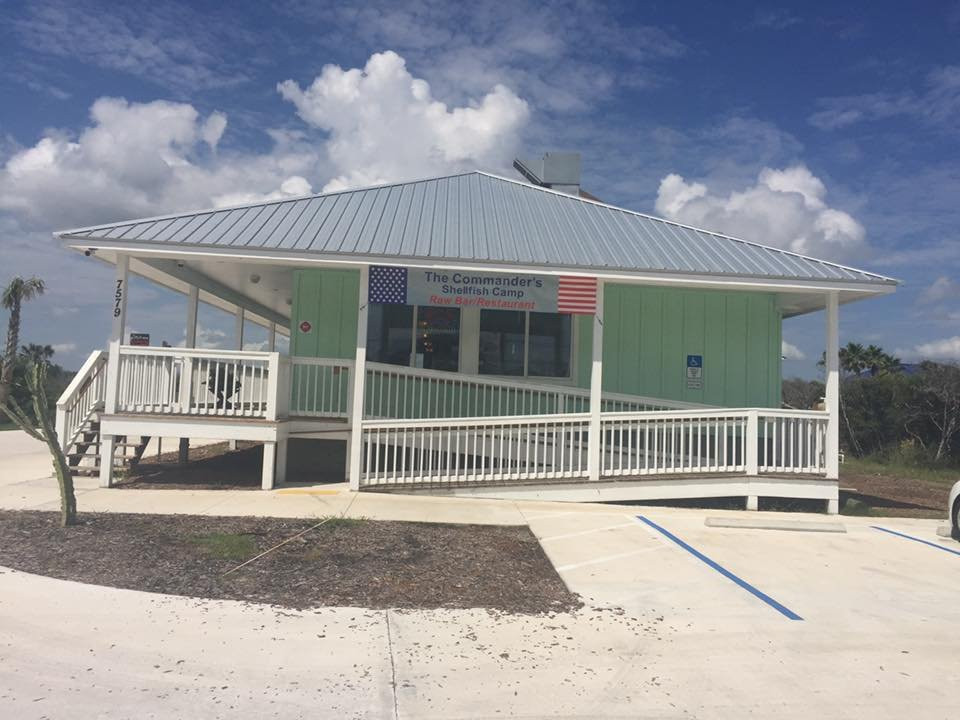 Crescent Beach餐馆和美食-The Commander's Shellfish Camp