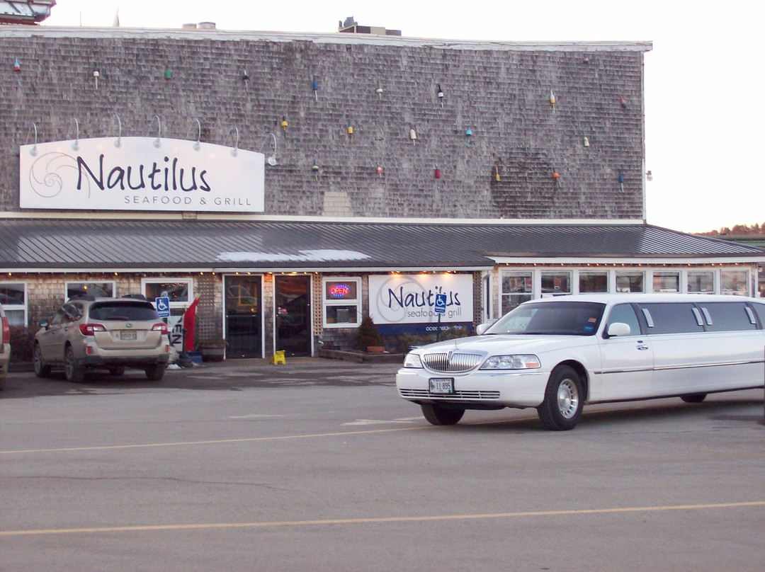 Crystal Coach Limousine-Eddington必去景点