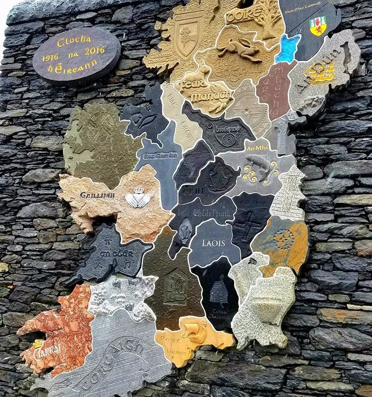 Clocha na hÉireann-Glencolmcille必去景点