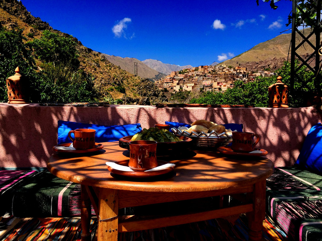 Amsouzart酒店住宿-Dar Agelzime