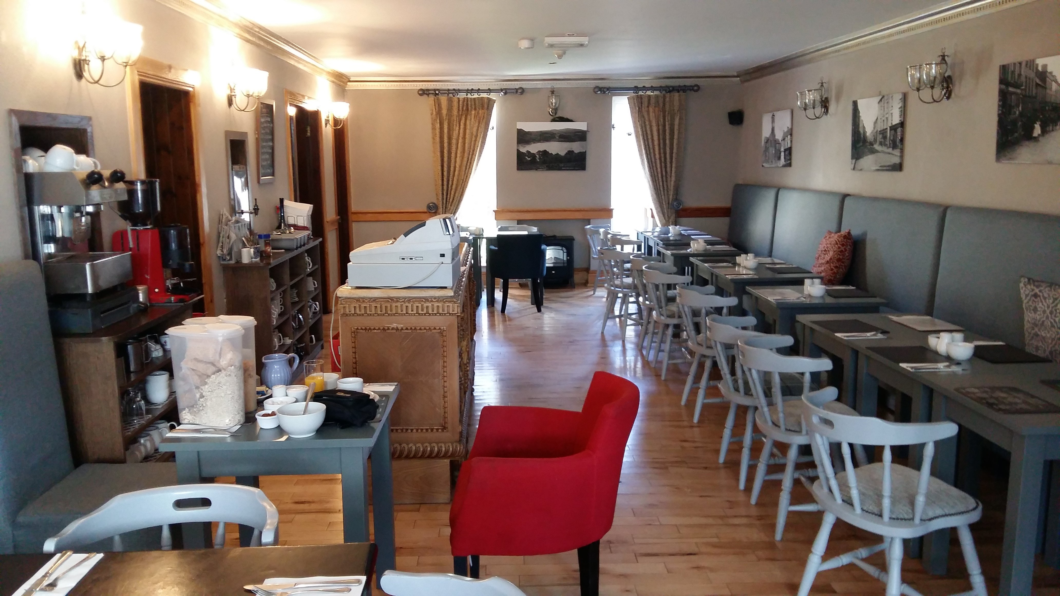 Annie Mays B&B-官方