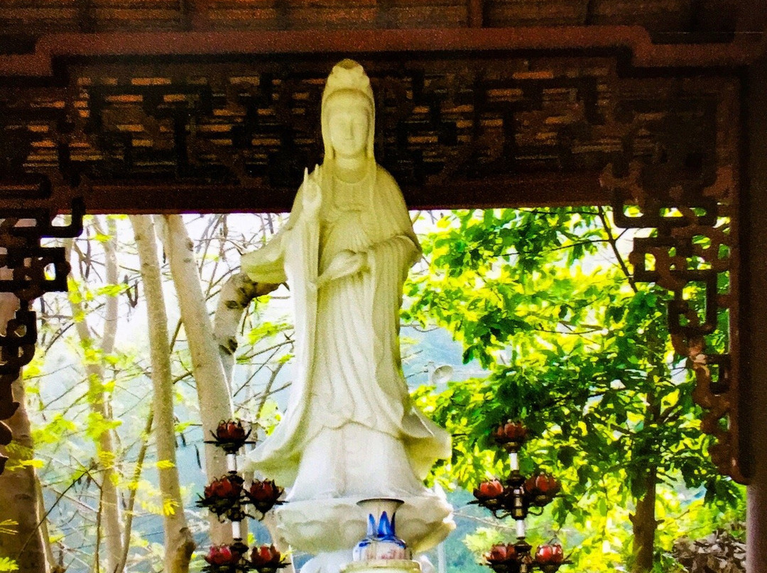 Ba Chua Xu Temple Festival-朱笃必去景点