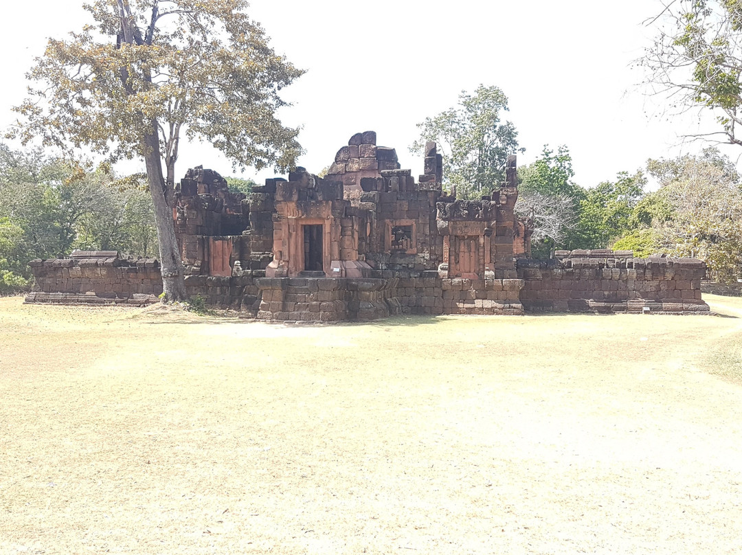 Prasat Puay Noi景点图片