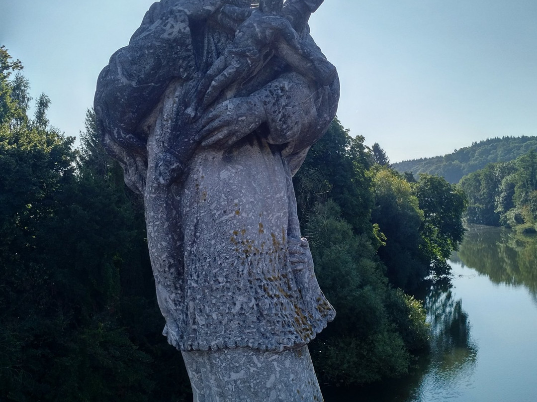 Statue of St. John of Nepomuk-林堡必去景点