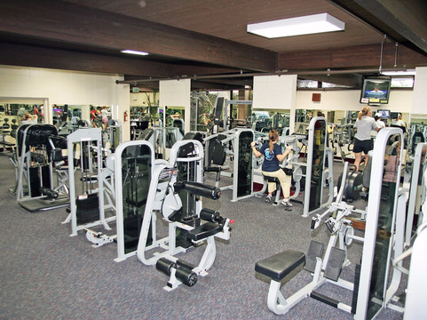 Red Lerille's Health & Raquet Club-拉法叶必去景点