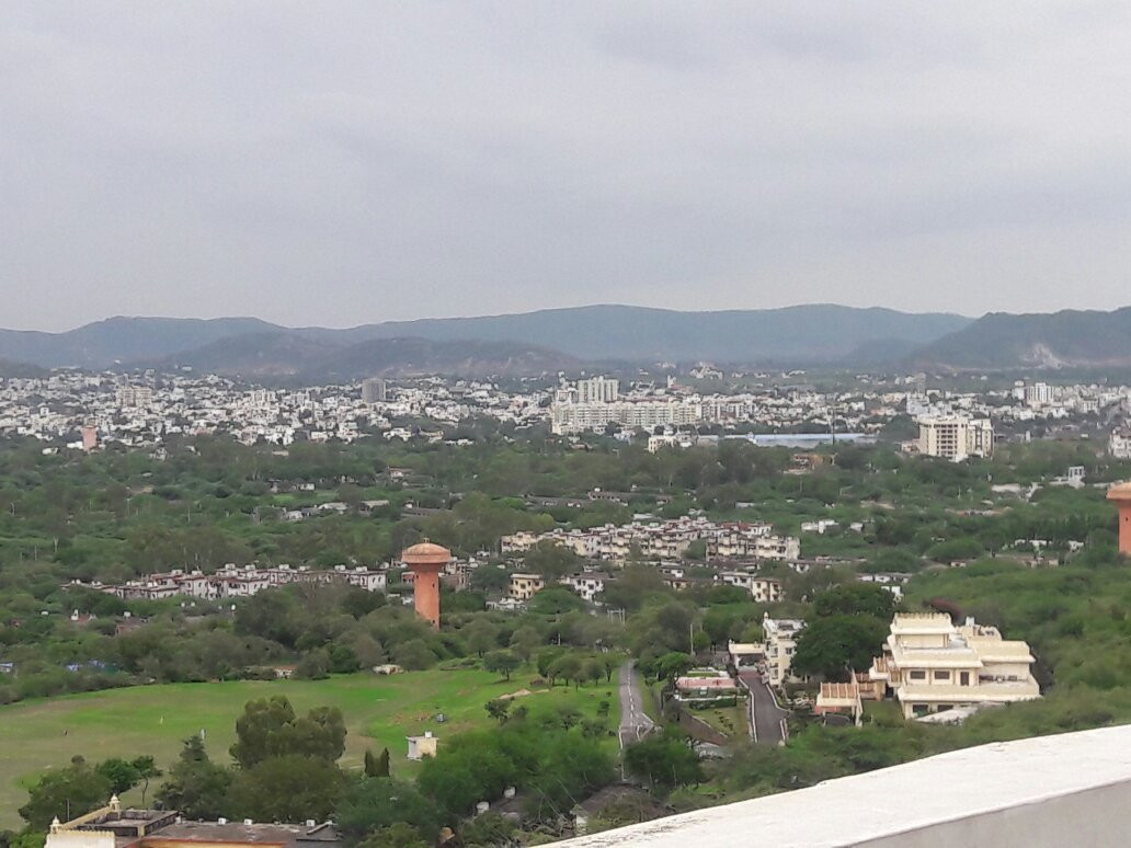 Falcon Faster Than Fastest-乌代布尔必去景点