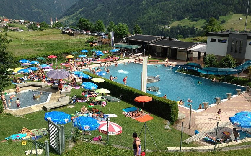 Panorama Schwimmbad Fließ-Fliess必去景点