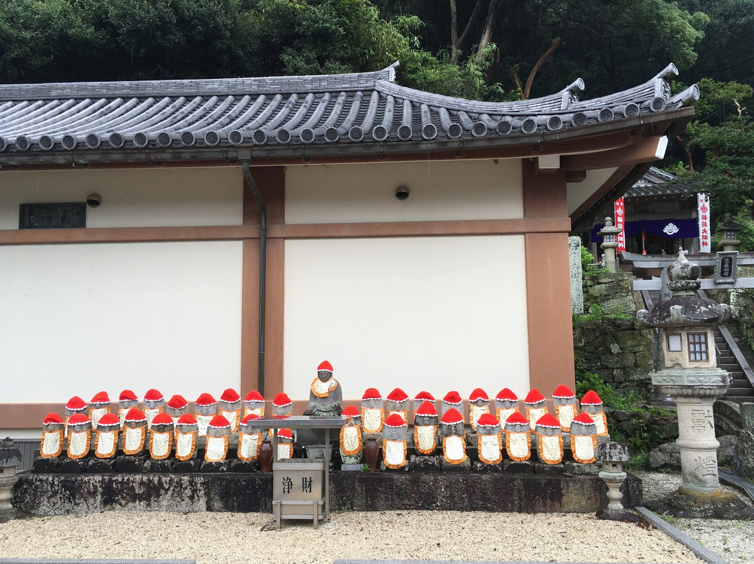 Iwaya-ji Temple景点图片