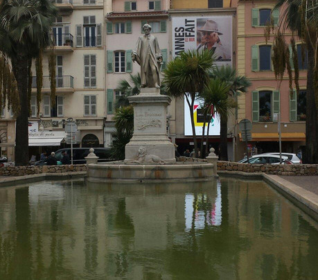 Statue de Lord Brougham-戛纳必去景点