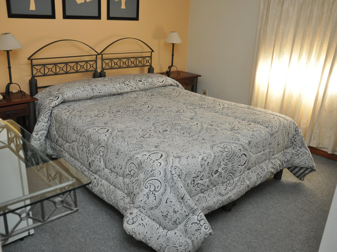 林荫大道酒店主图