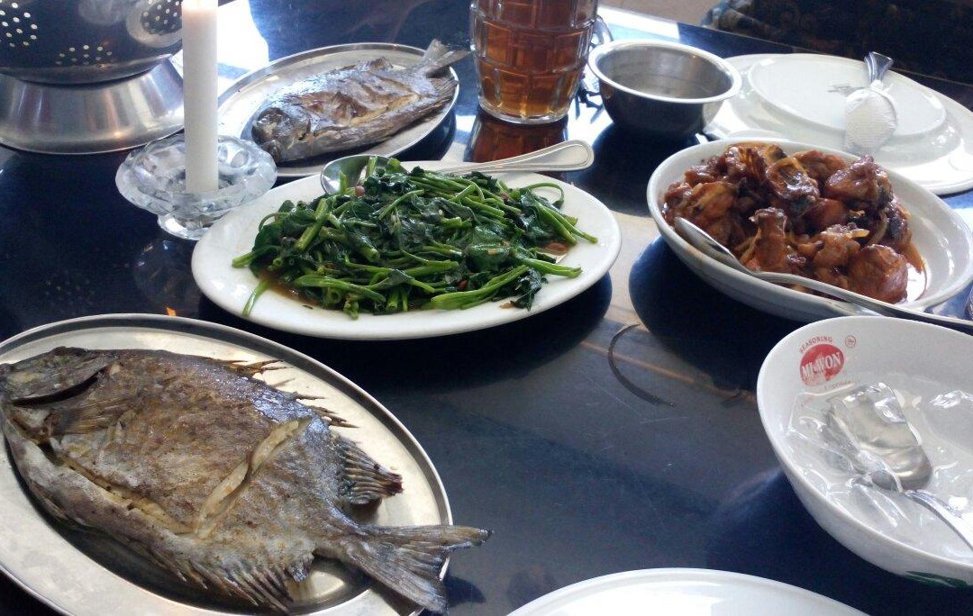 索龙餐馆和美食-Rumah Makan New Ratu Sayang