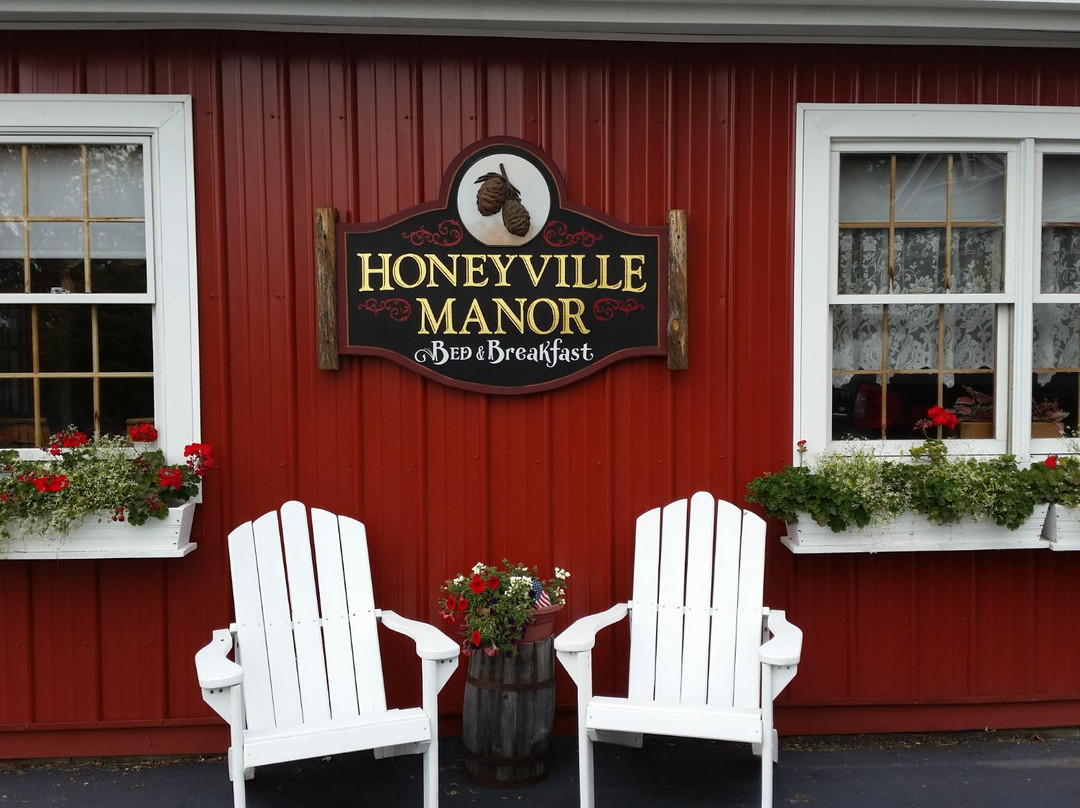 Honeyville Manor B&B主图