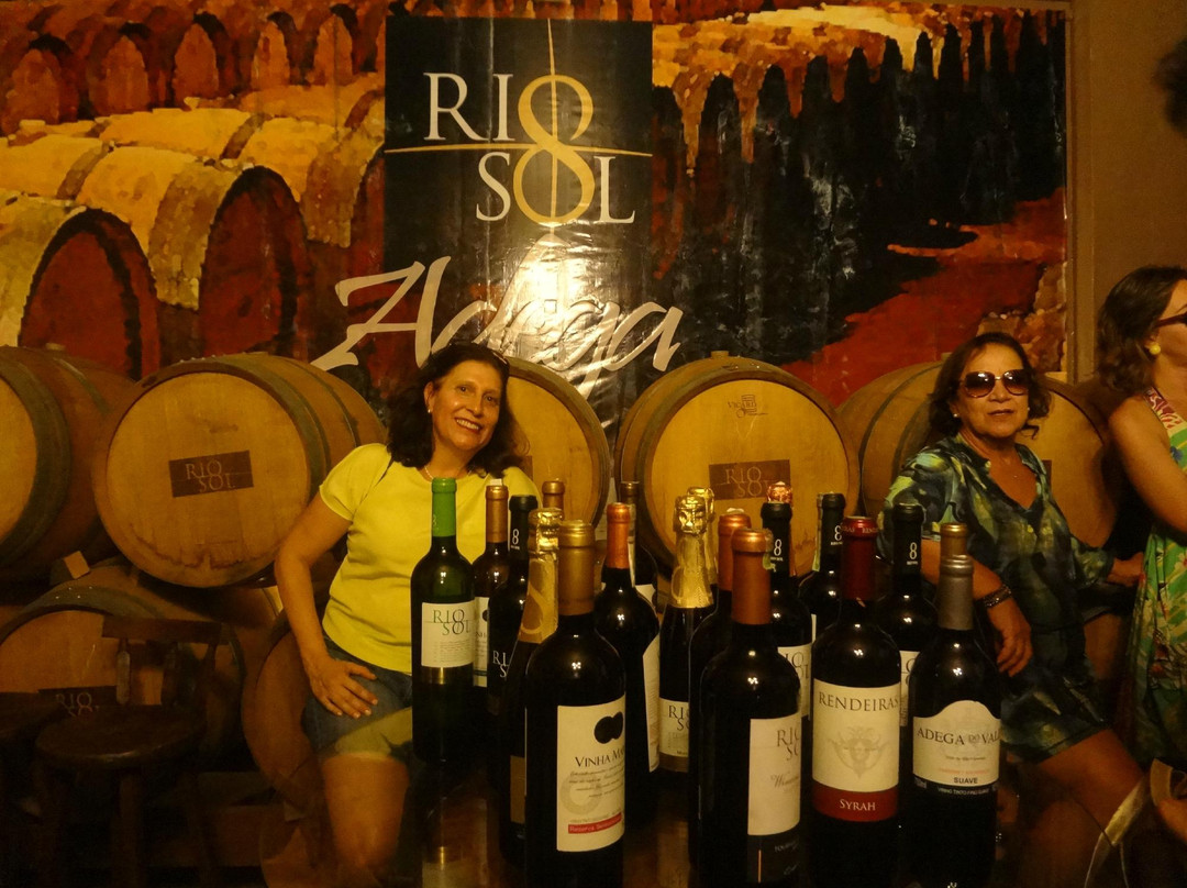 Vitivinicola Santa Maria-Lagoa Grande必去景点