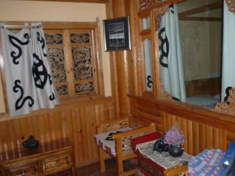 香格里拉格桑藏驿供氧客栈（独克宗古城店）主图