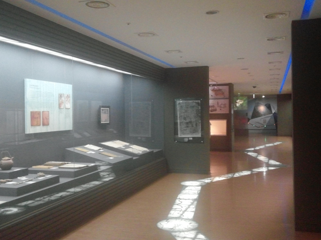 Museum of Old Roads-闻庆市必去景点