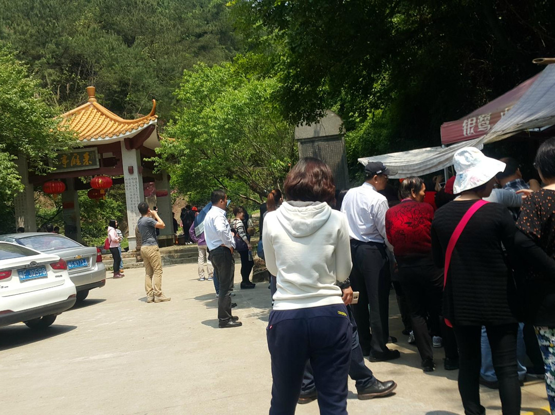 南雄梅关古道景点图片