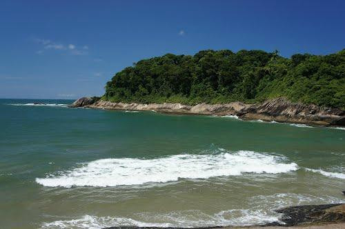 Parnapua Beach景点图片