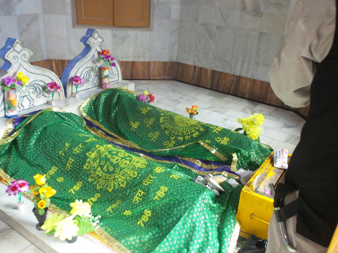 Gurudwara Charan Kamal-卢迪亚纳必去景点