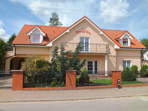 Ledzin酒店住宿-Piotrus Pan Guest House