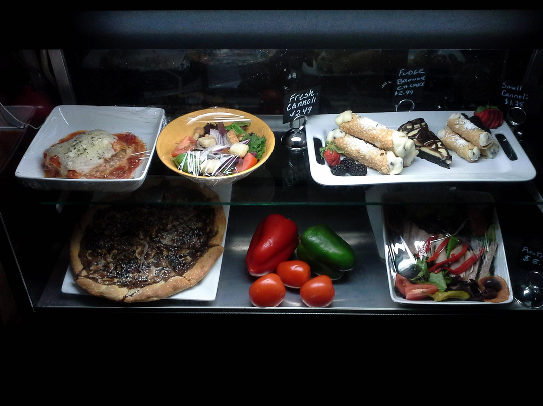 Nino's Pizzeria & Eatery