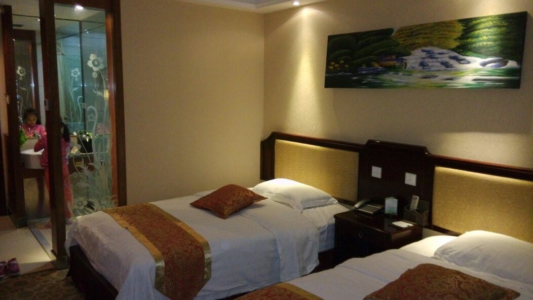 友谊峰大酒店主图