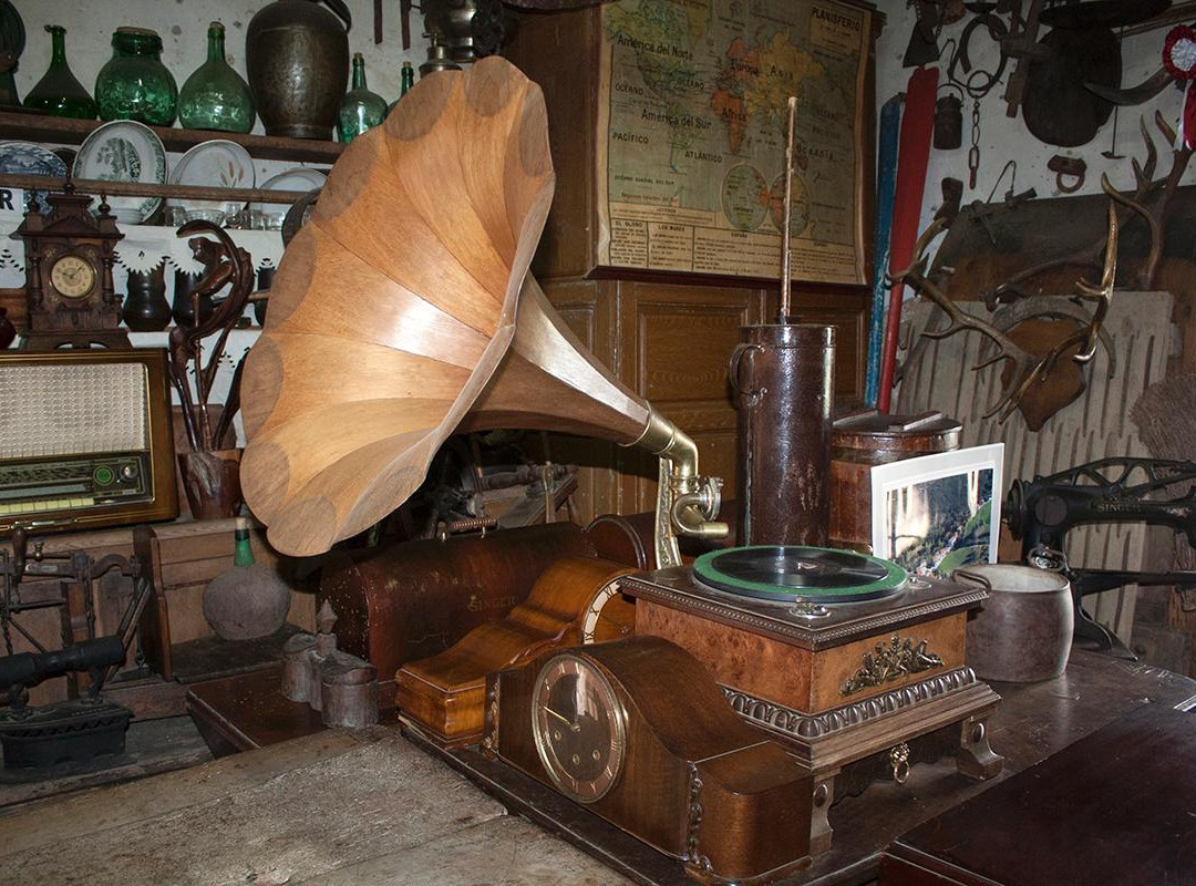 Museo Etnografico Joaquin Sainz de Rozas景点图片