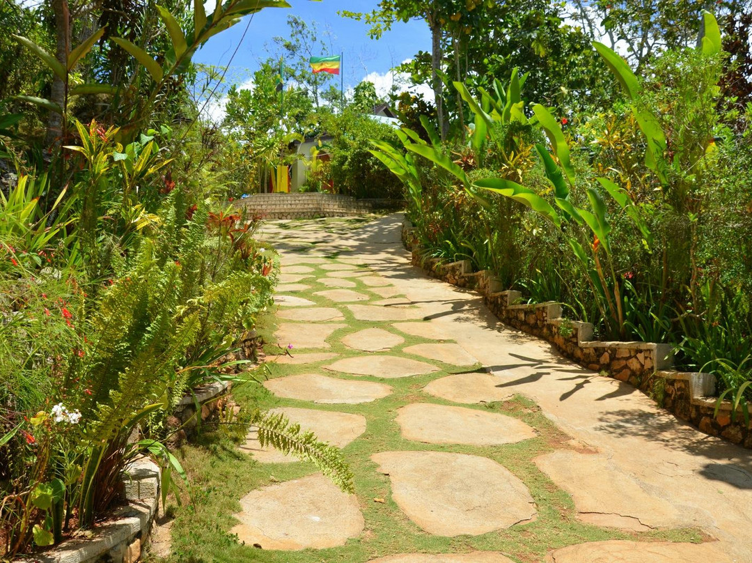 Nine Miles-牙买加必去景点