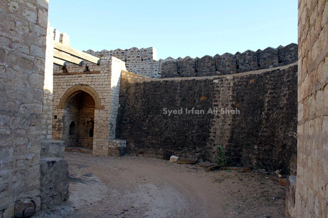 Rani Kot Fort-Jamshoro District必去景点