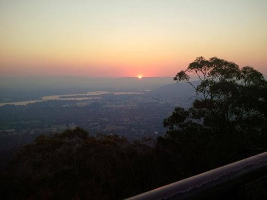 安斯利山瞭望台-堪培拉必去景点