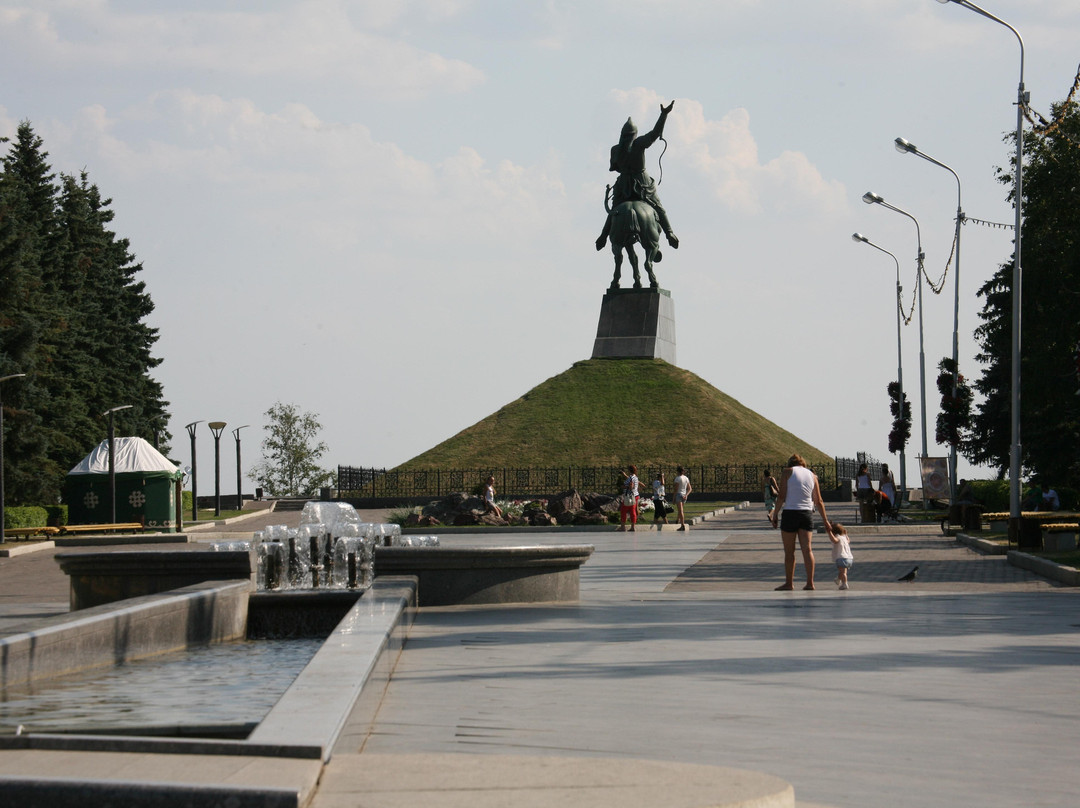 Salavat Yulaev Monument-乌法必去景点