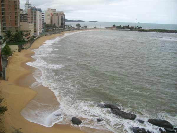 Areia Preta Beach景点图片